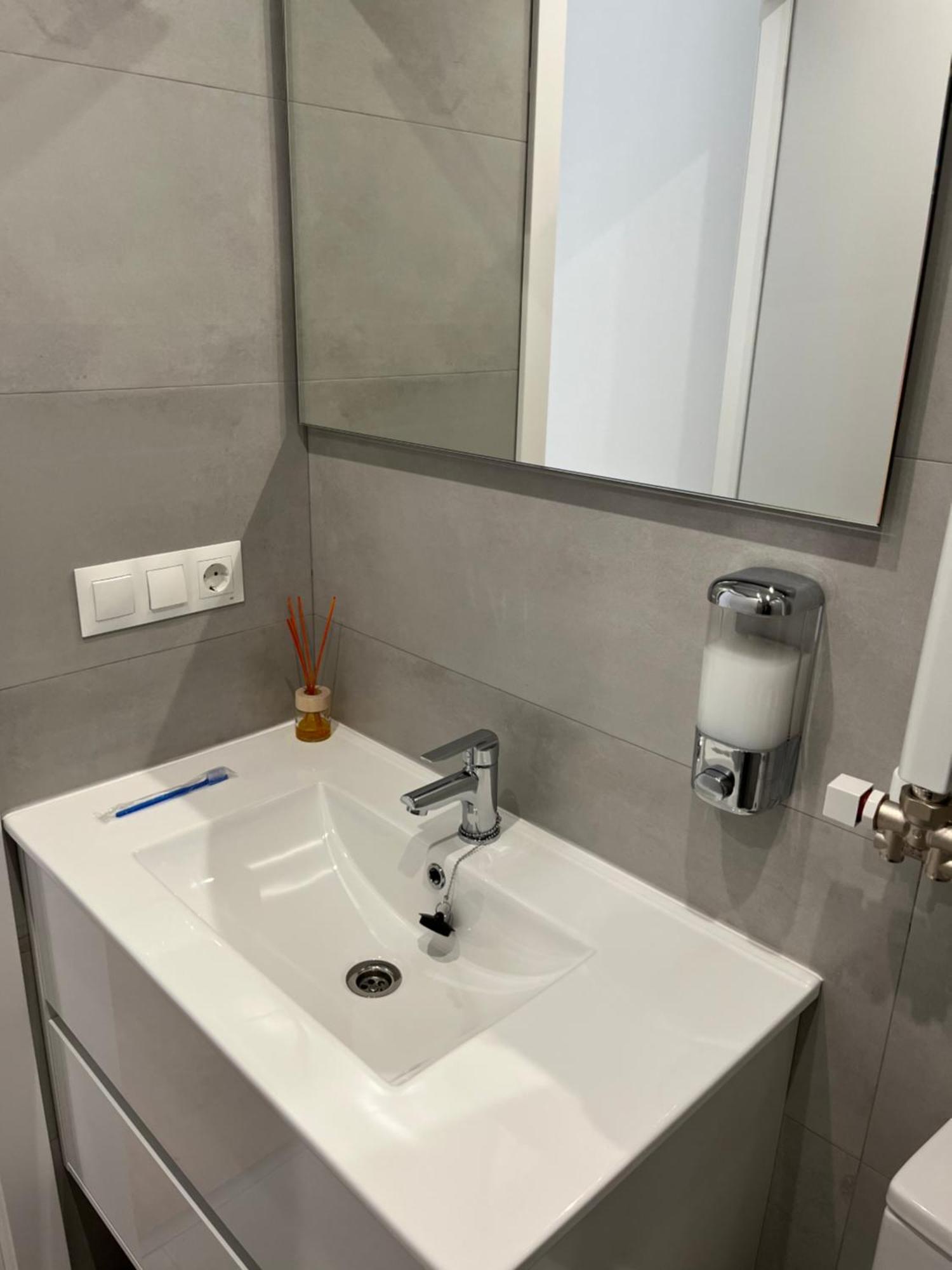 Apartamento Puerta De Burgos Vut09605 Esterno foto
